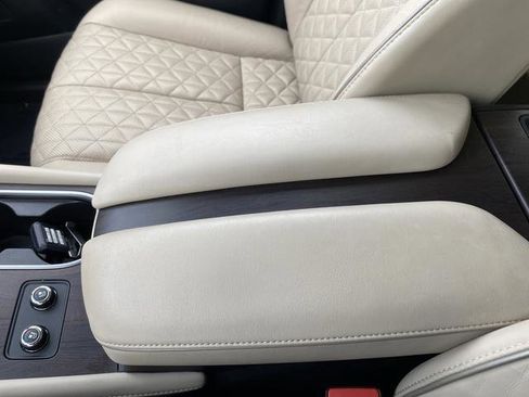 Used 2020 Nissan Murano Platinum w/ Cargo Package image 21