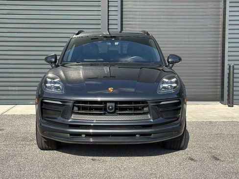 Certified 2023 Porsche Macan image 21