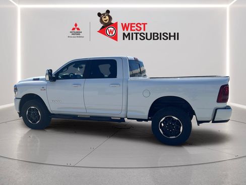 Used 2026 RAM 2500 Laramie AWD/4WD image 2