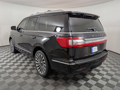 Used 2020 Lincoln Navigator Reserve w/ Equipment Group 208A Reserve image 3