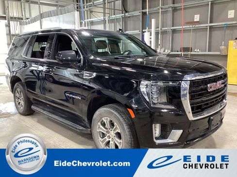 Used 2023 GMC Yukon SLE w/ Max Trailering Package image 1