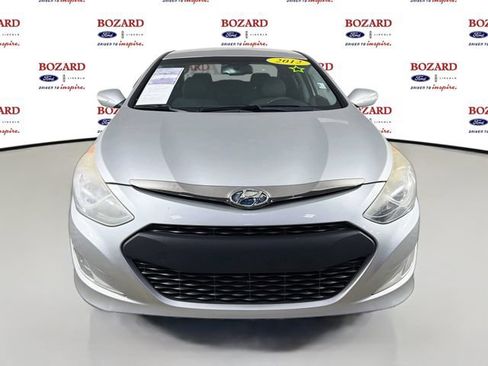 Used 2012 Hyundai Sonata Hybrid FWD image 2