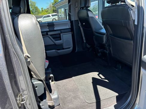 Used 2017 Ford F150 XLT AWD/4WD image 24