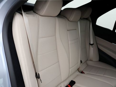 New 2026 Mercedes-Benz GLE 350 4MATIC image 14