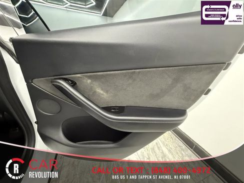 Used 2020 Tesla Model Y Performance image 28