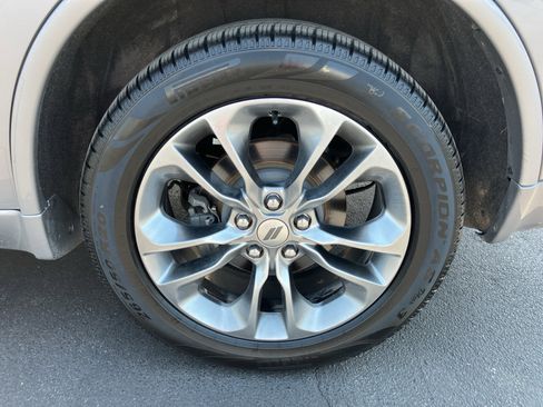 Used 2019 Dodge Durango GT AWD/4WD image 12