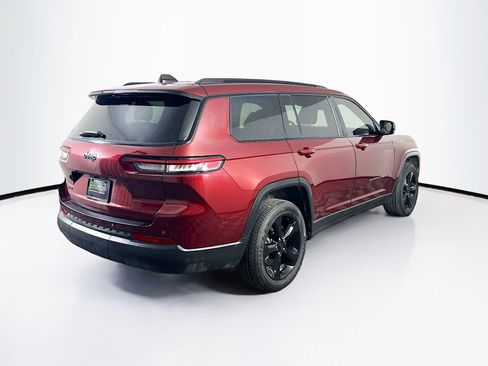 Used 2023 Jeep Grand Cherokee L Laredo image 9