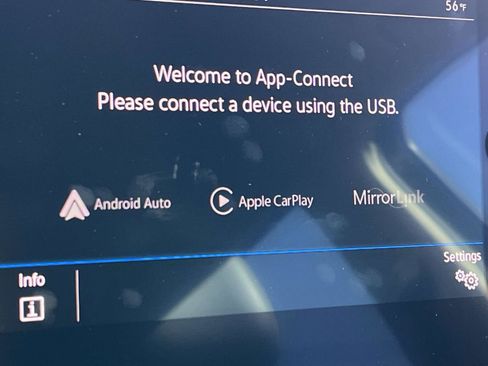 Used 2022 Volkswagen Atlas SE image 28