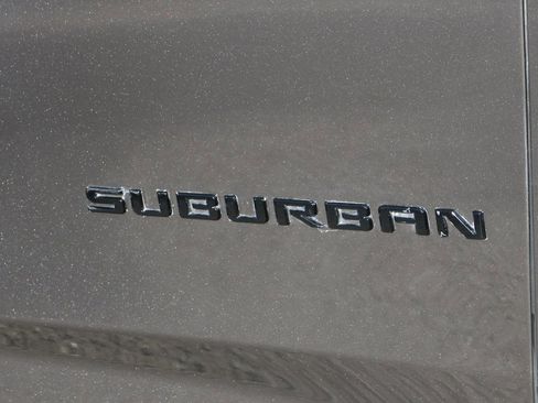 Used 2021 Chevrolet Suburban LS w/ Driver Alert Package image 46