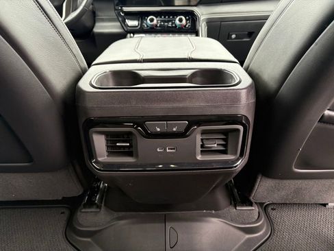 Used 2024 GMC Sierra 1500 AT4X AWD/4WD image 17