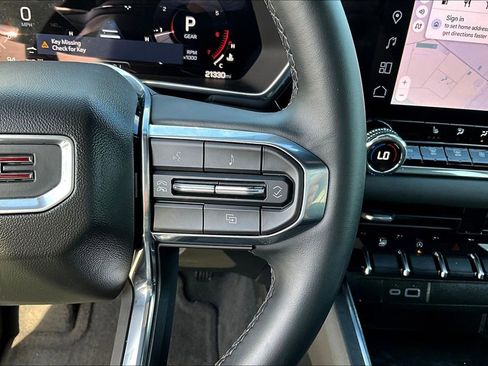 Used 2025 GMC Canyon Elevation w/ Convenience Package image 14