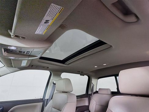 Used 2018 GMC Sierra 1500 SLT AWD/4WD image 5