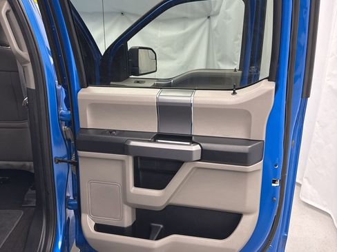 Certified 2019 Ford F150 XLT w/ Equipment Group 302A Luxury image 38