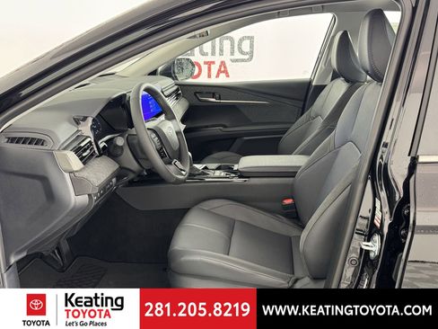 New 2026 Toyota Camry XLE image 5