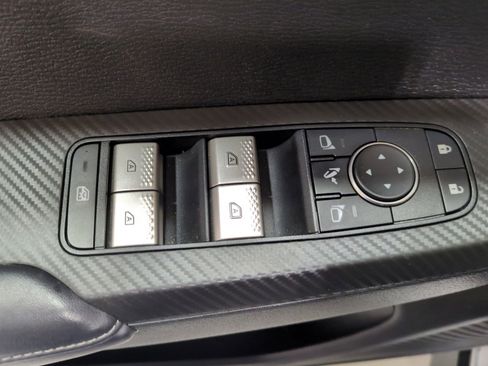 Used 2024 Mitsubishi Outlander SE AWD/4WD image 18