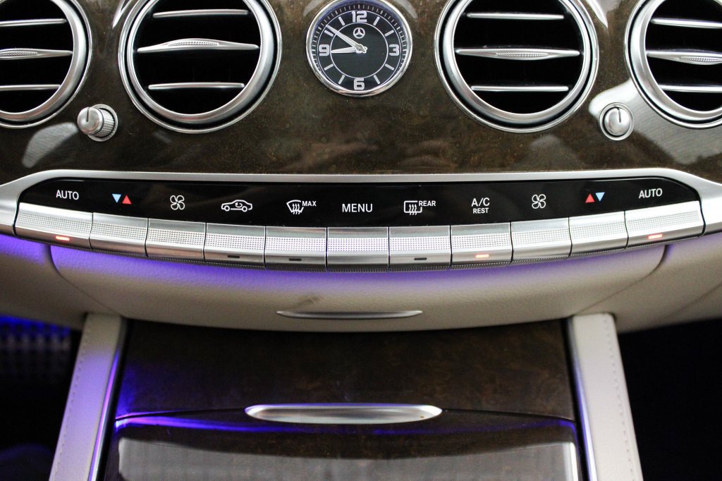 Used 2017 Mercedes-Benz S 550 Sedan image 37