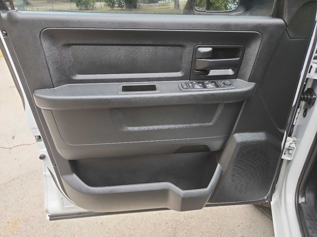 Used 2021 RAM 2500 Tradesman RWD image 14
