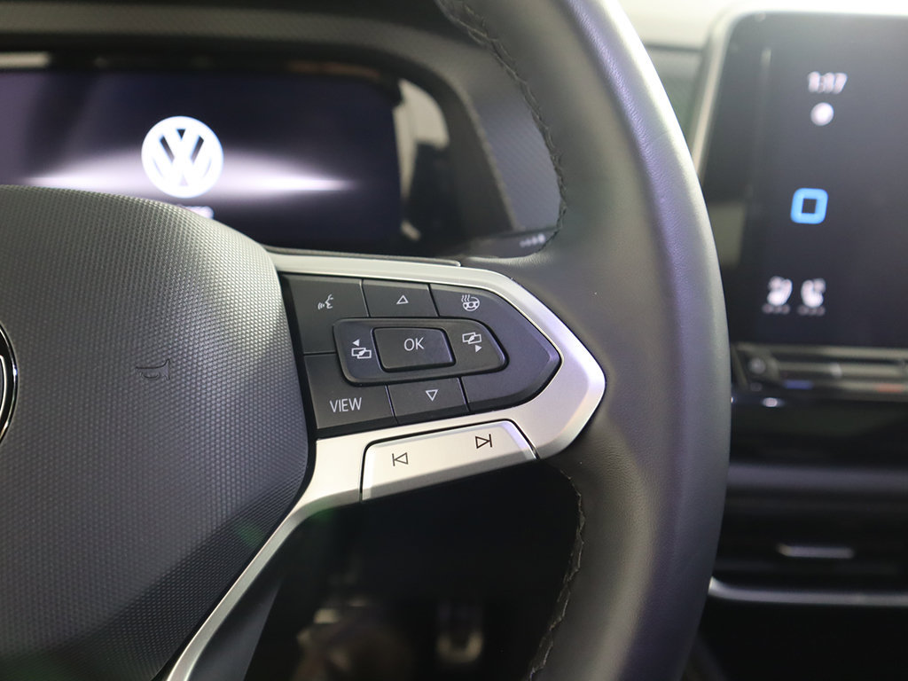 Used 2025 Volkswagen Atlas Cross Sport SEL Premium R-Line AWD/4WD image 51