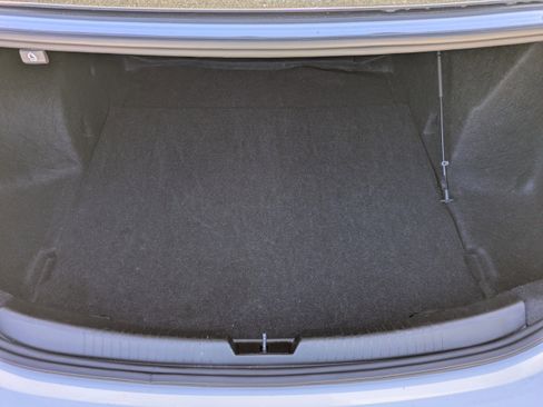 Used 2024 Chevrolet Malibu LT image 18