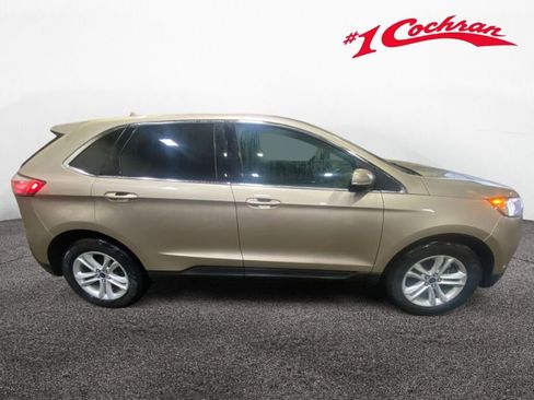 Used 2020 Ford Edge SEL image 8
