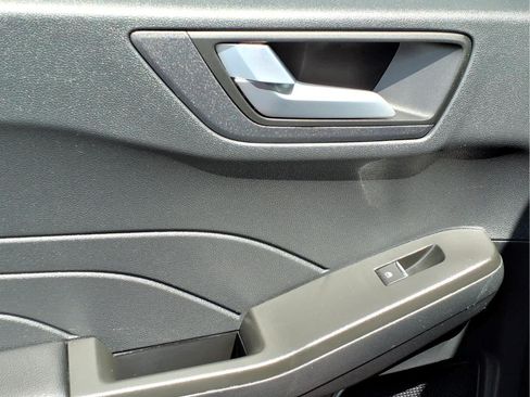 Used 2022 Ford Escape SEL w/ SEL Stealth AWD Package image 28