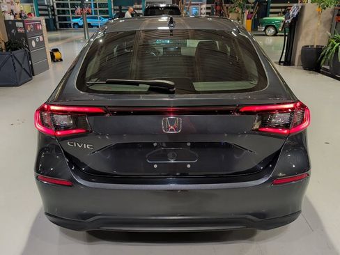Used 2024 Honda Civic LX image 9