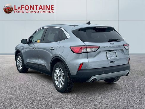 Used 2022 Ford Escape SE w/ Convenience Package image 5