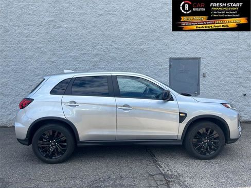 Used 2026 Mitsubishi Outlander Sport LE AWD/4WD image 8