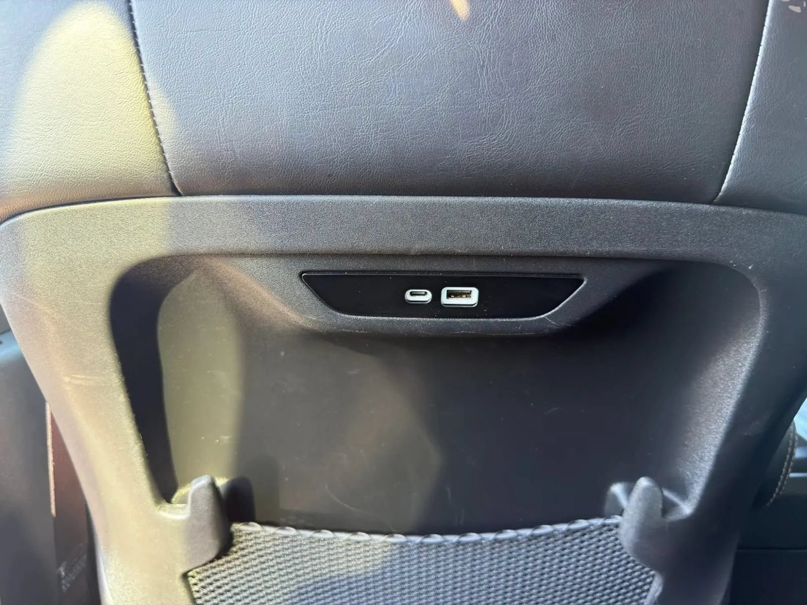 Used 2025 Chrysler Pacifica Select FWD image 25