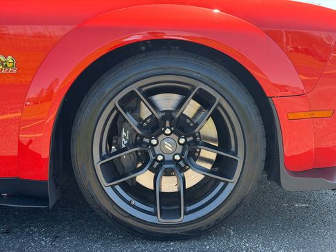 Used 2021 Dodge Challenger R/T Scat Pack RWD image 18