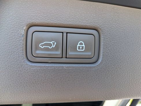 Used 2022 Genesis GV80 3.5T Advanced + AWD/4WD image 35