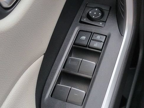 Used 2023 Toyota RAV4 XLE Premium AWD/4WD image 24