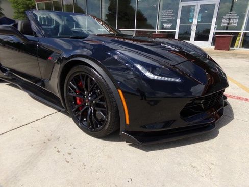 Used 2016 Chevrolet Corvette Z06 w/ 3LZ Preferred Equipment Group RWD image 4