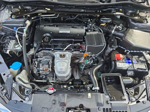 Used 2016 Honda Accord EX image 28