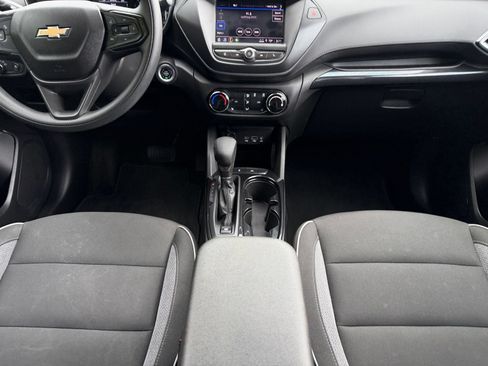 Used 2023 Chevrolet TrailBlazer LT FWD image 25