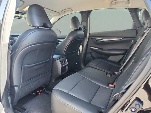 Used 2022 INFINITI QX50 Pure image 15