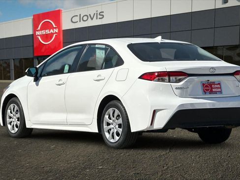 Used 2024 Toyota Corolla LE FWD image 7