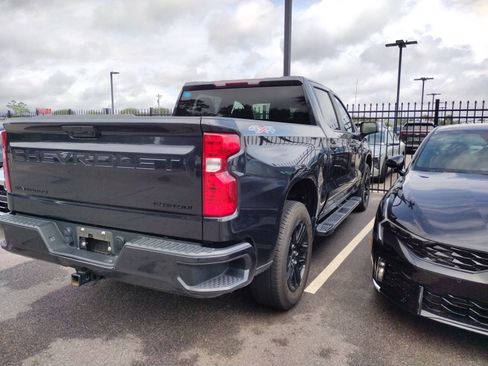 Used 2023 Chevrolet Silverado 1500 Custom w/ LPO, Dark Essentials Package AWD/4WD image 4