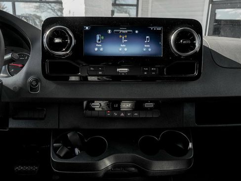 Used 2026 Mercedes-Benz Sprinter 3500 image 17