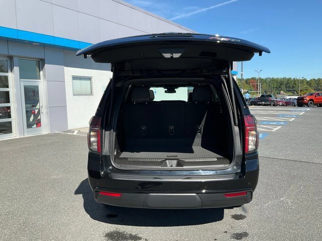 Used 2023 Chevrolet Tahoe RST w/ Luxury Package AWD/4WD image 19