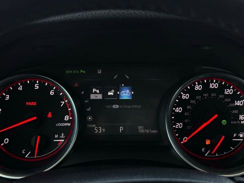 Used 2018 Toyota Camry XSE FWD image 42