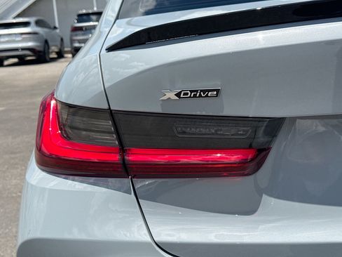 Used 2025 BMW M3 Competition AWD/4WD image 10