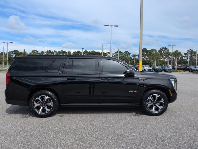 Used 2025 GMC Yukon XL AT4 Ultimate w/ LPO, Floor Liner Package AWD/4WD image 4
