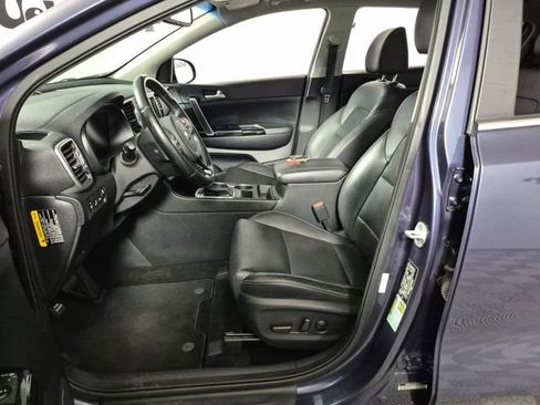 Used 2019 Kia Sportage EX w/ Option Group 040 image 9