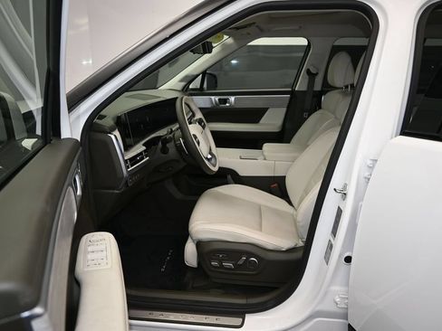 Used 2024 Hyundai Santa Fe Calligraphy FWD image 16