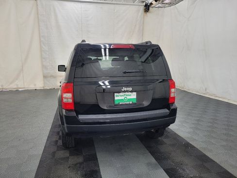 Used 2014 Jeep Patriot Sport w/ Power Value Group FWD image 6