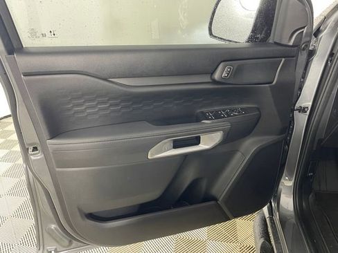 Used 2024 Ford Ranger XLT w/ Trailer Tow Package image 10