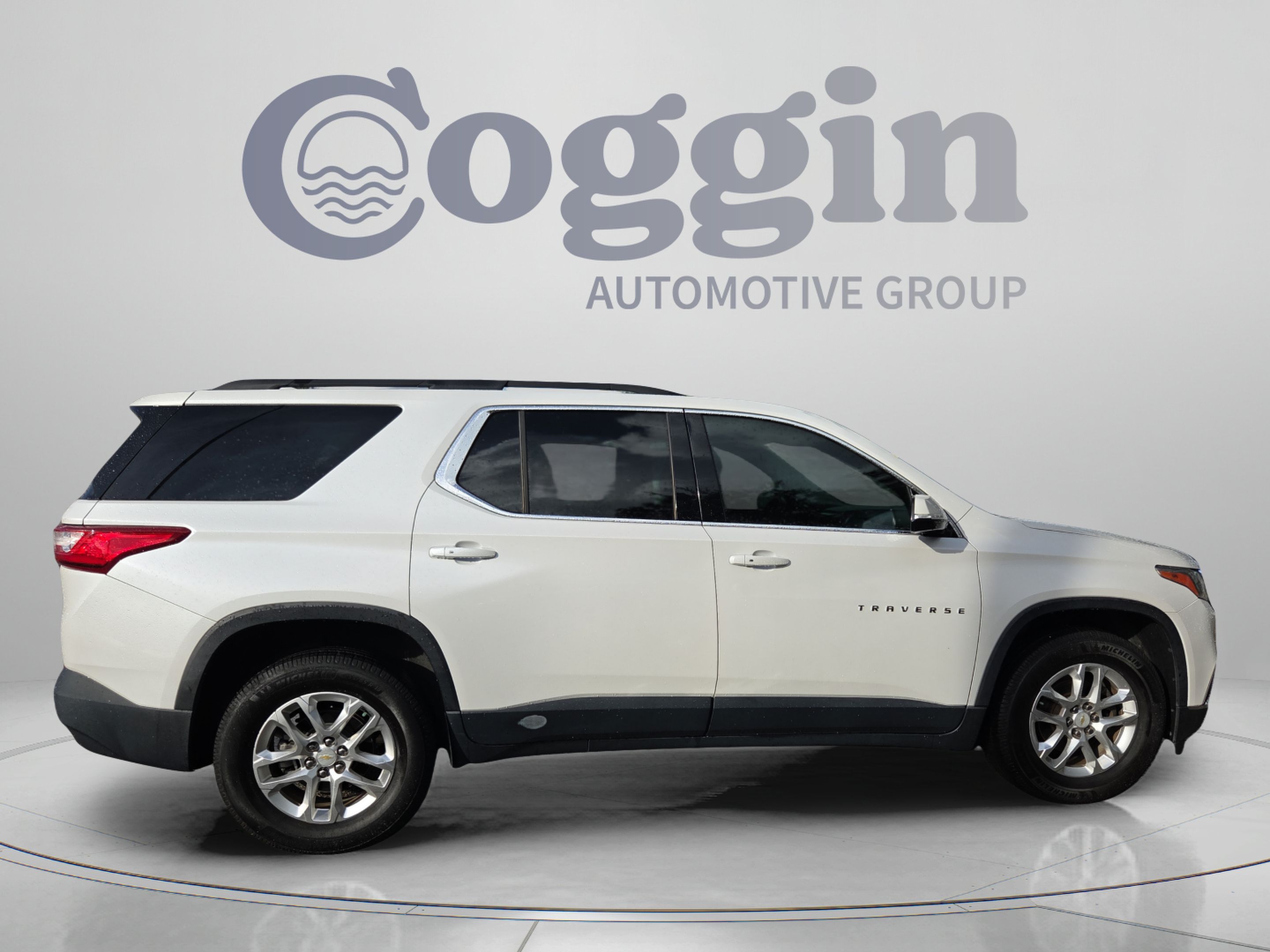 Used 2020 Chevrolet Traverse LT FWD image 6