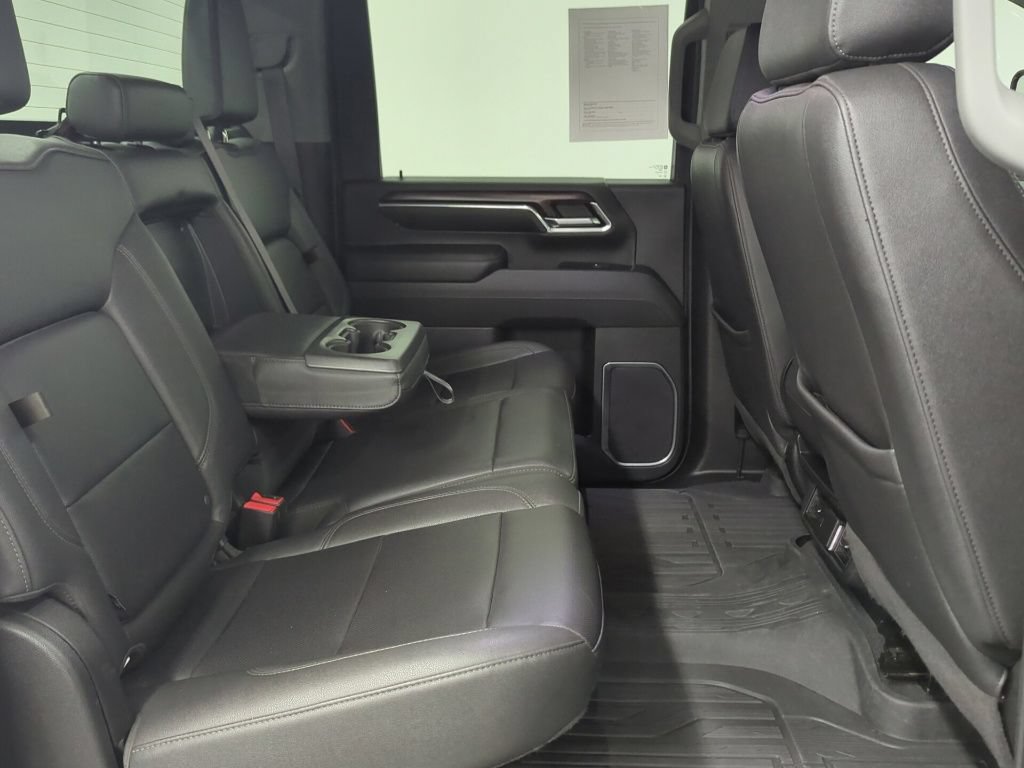 Used 2024 GMC Sierra 2500 SLT AWD/4WD image 28