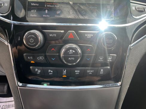 Used 2019 Jeep Grand Cherokee Trailhawk AWD/4WD image 22